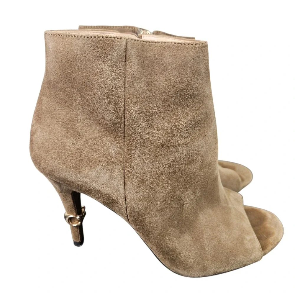 COACH Suede Peep Toe Ankle Booties‎ Taupe Gold Accent Heel Zip Size 8.5B